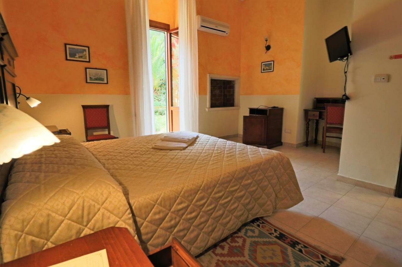 Hotel Dimora Relais Excelsa à Gallipoli Extérieur photo